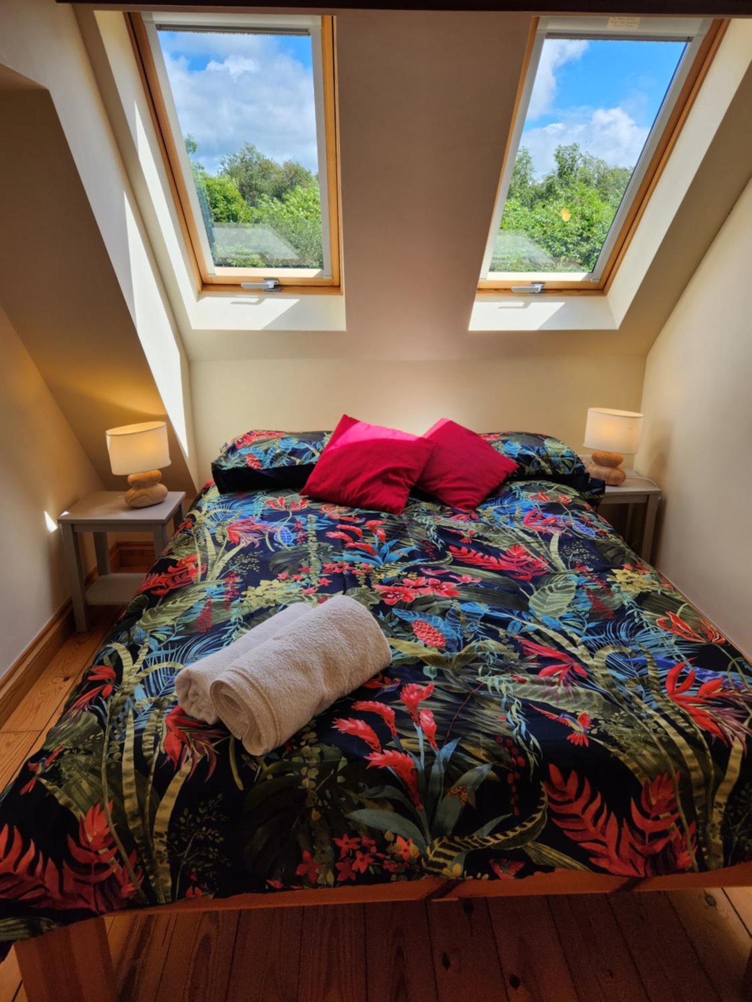 The Old School Caeathro, Snowdon, Eryri And Yr Wydffa Cottages Карнарвон Экстерьер фото